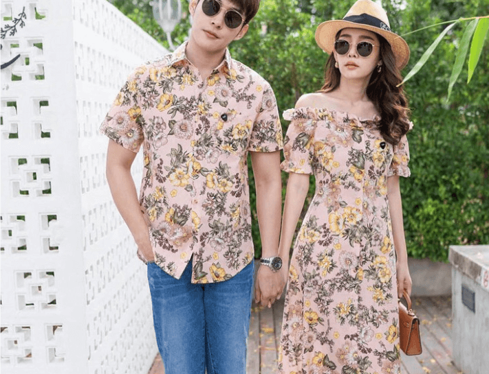 Trang phục đôi có cùng họa tiết